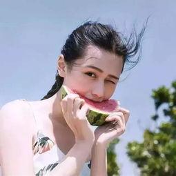 超帅网红吃瓜图片头像女,超帅吃瓜女神头像走红网络！”